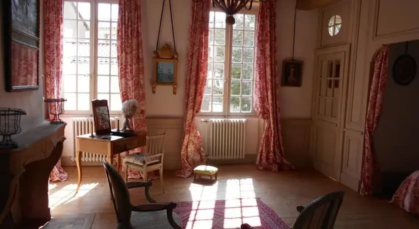 La Chanoinesse - Photo 3