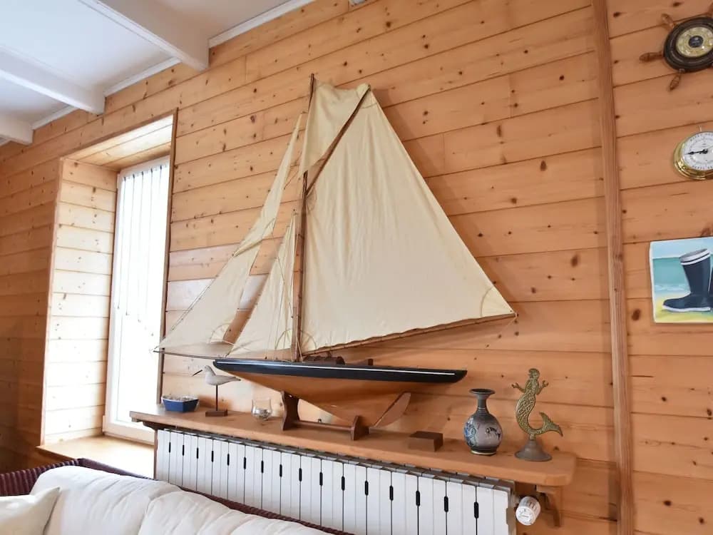 Beautiful Holiday Home by the sea in Penmarch - Photo 5