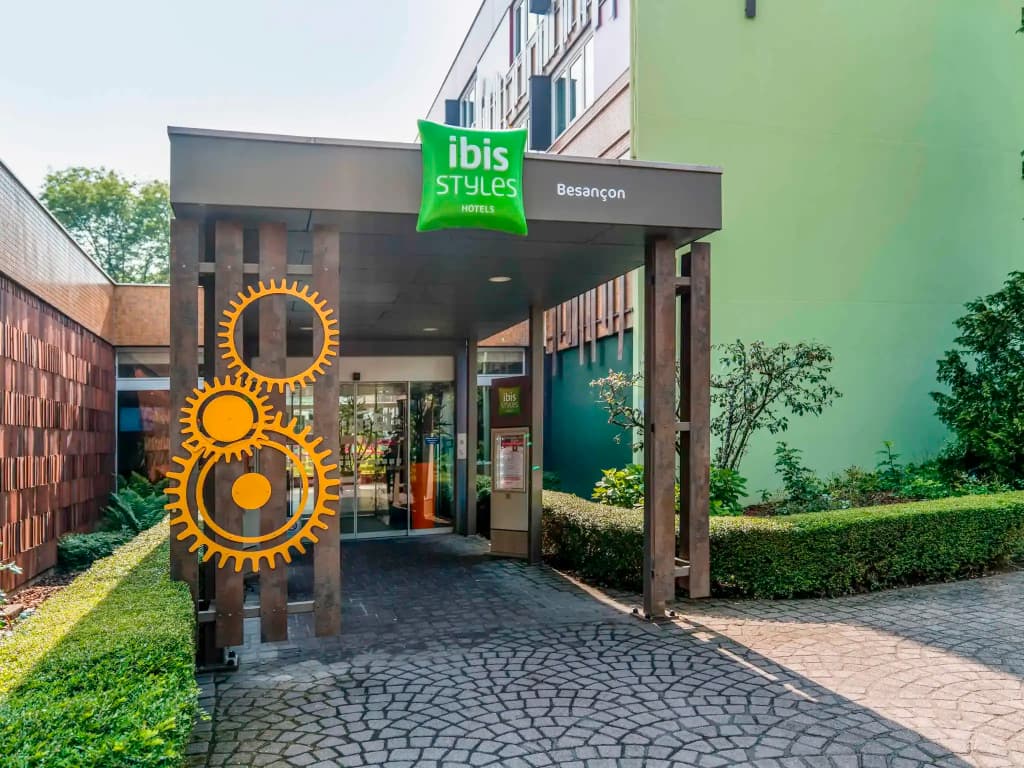 Ibis Styles Besançon - Photo 1