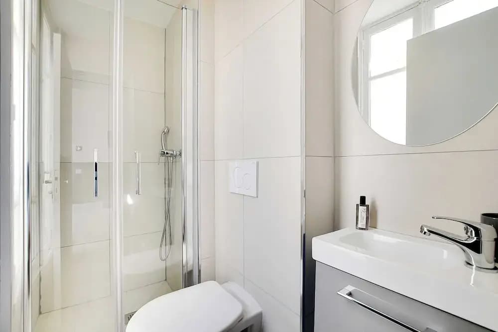Serene Cocoon for 2P With AC - Near Montmartre - Photo 4