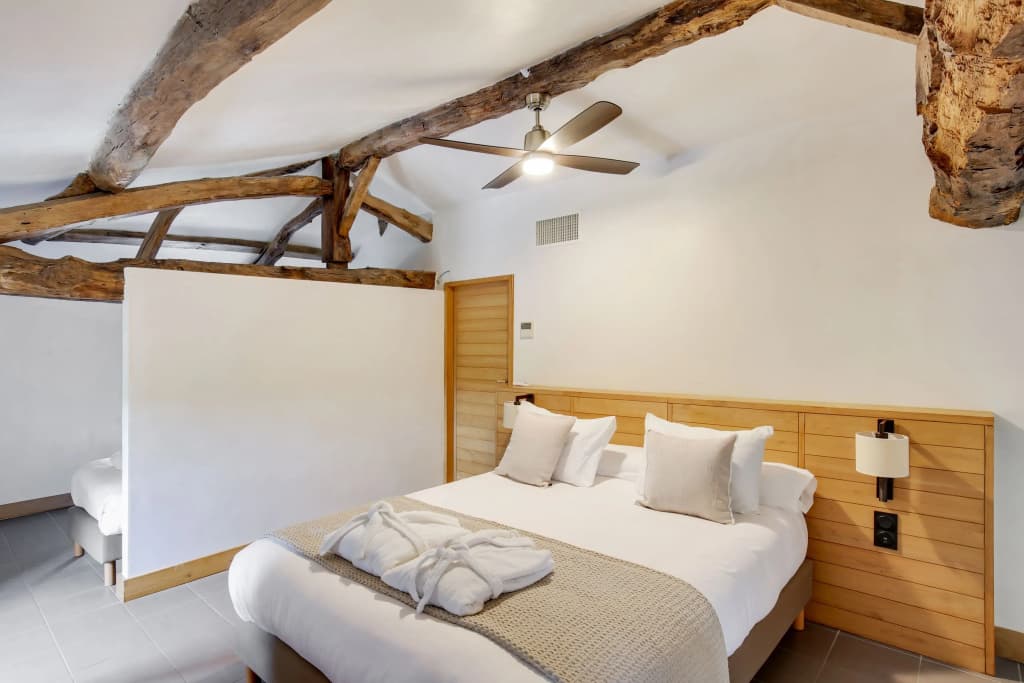 Logis DE Valandraud - Photo 4