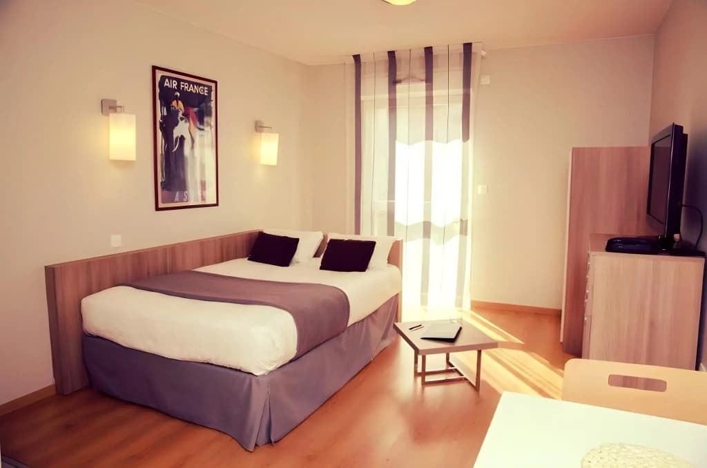 Lagrange Apart'HOTEL Toulouse Saint Michel - Photo 3