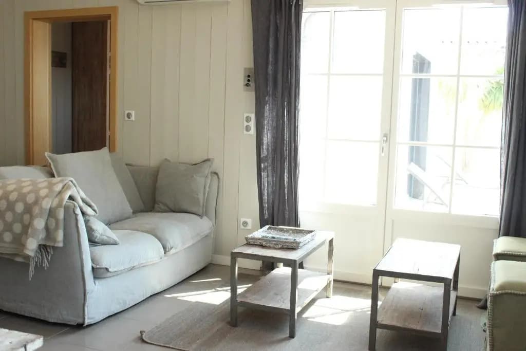 Mv Lodge - Photo 3