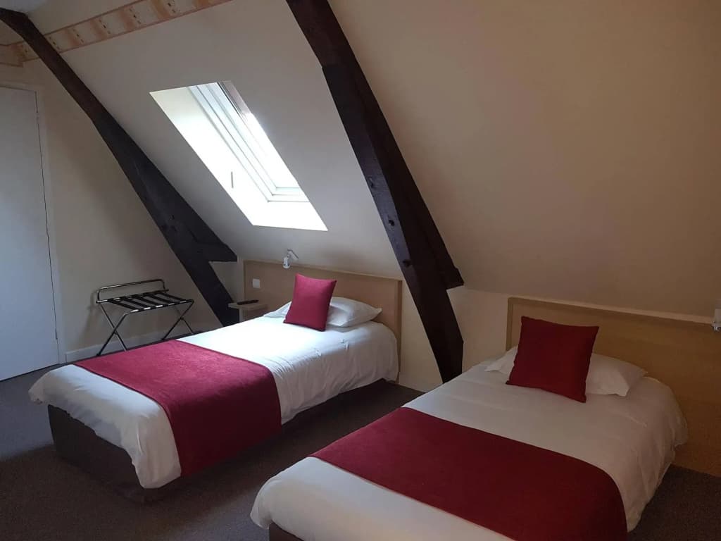 Hôtel Henri IV - Photo 3