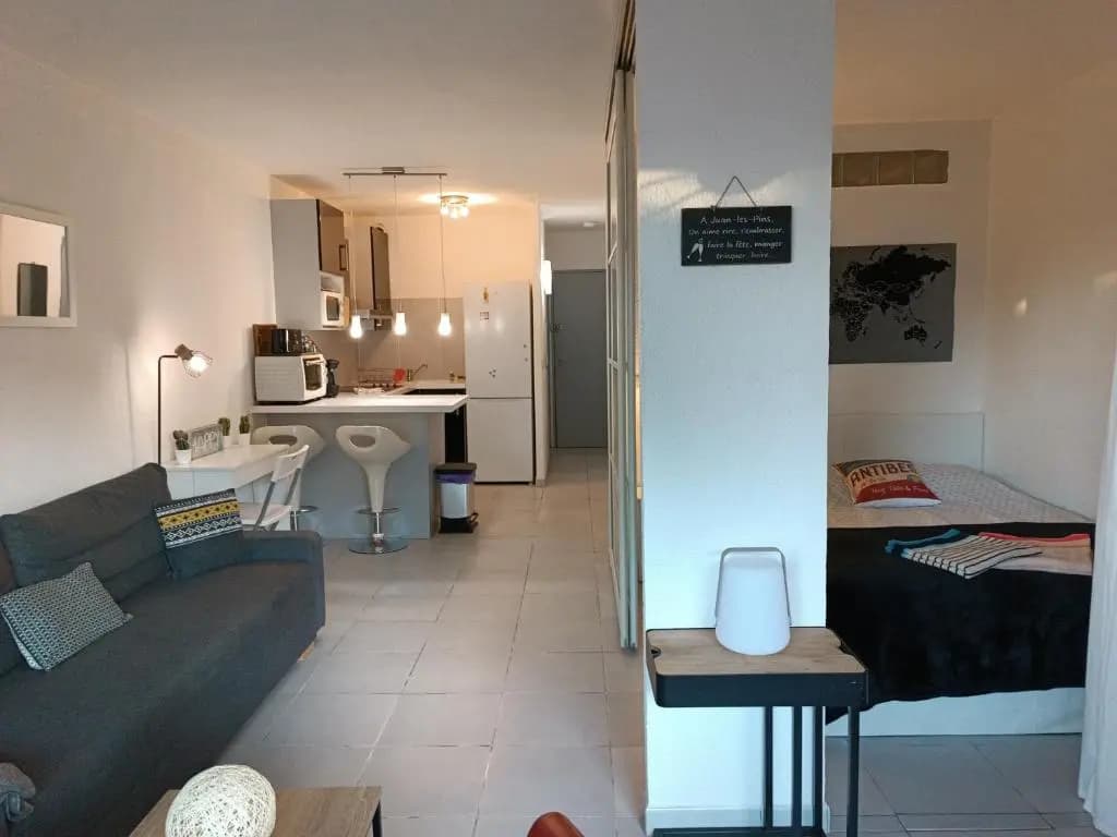 Le Corinthe studio apartment - Miniature 6