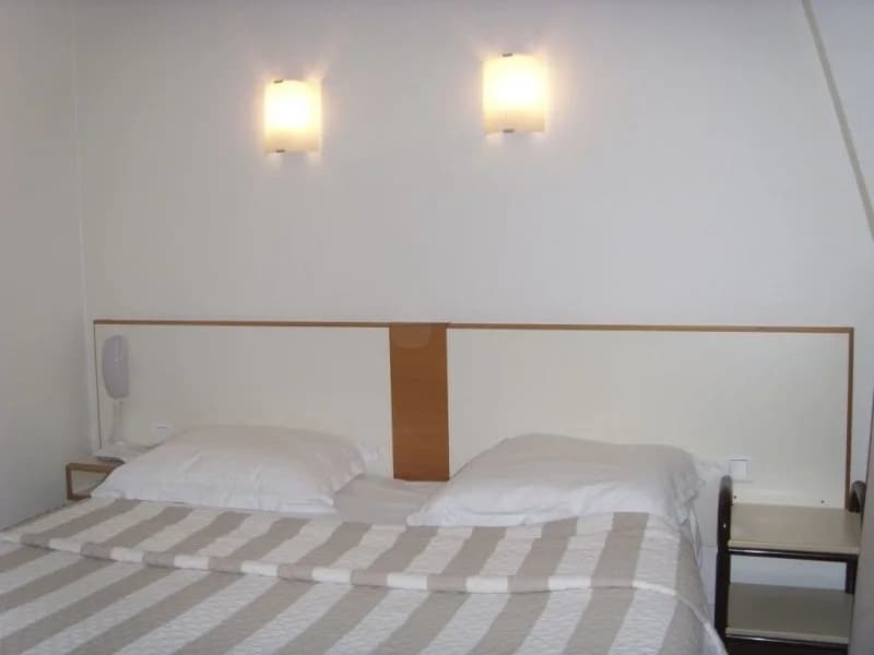 Nemours Hotel - Miniature 7