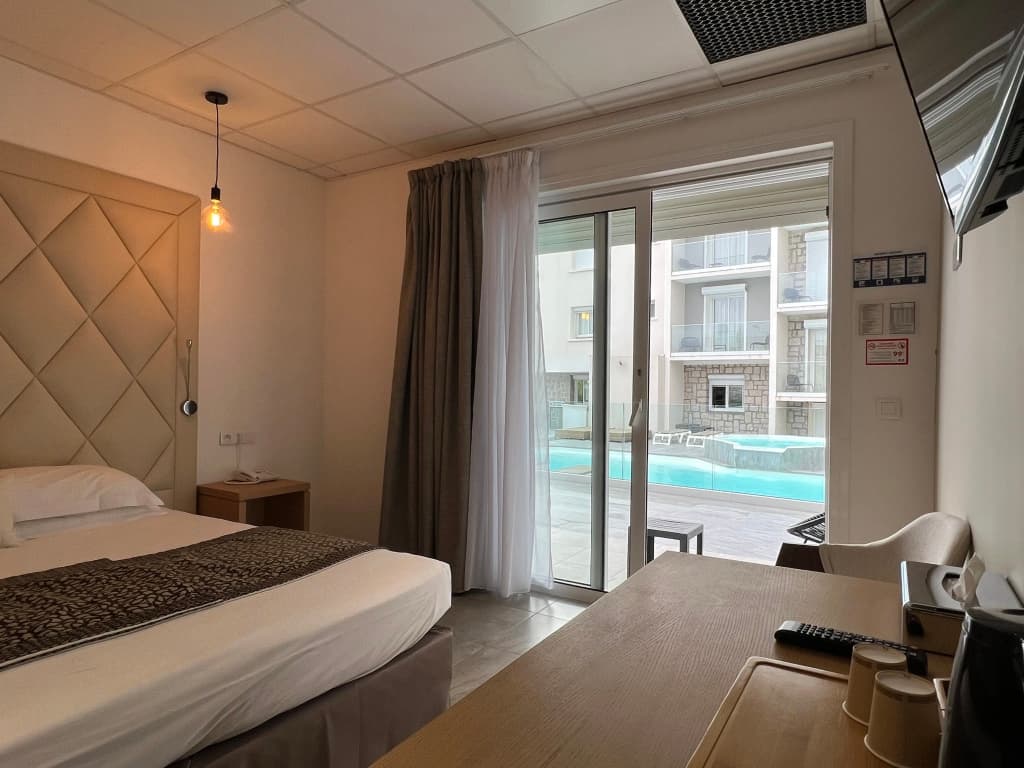 Hotel Revellata - Photo 4