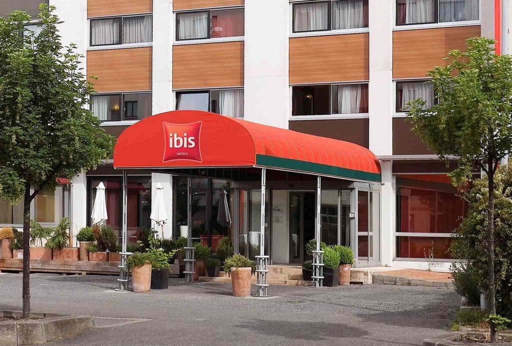 ibis Annemasse - Photo 1