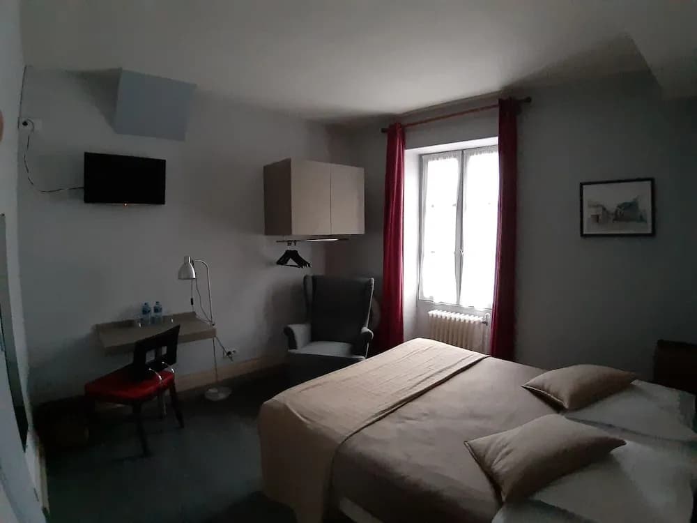 Hôtel du Centre - Photo 3