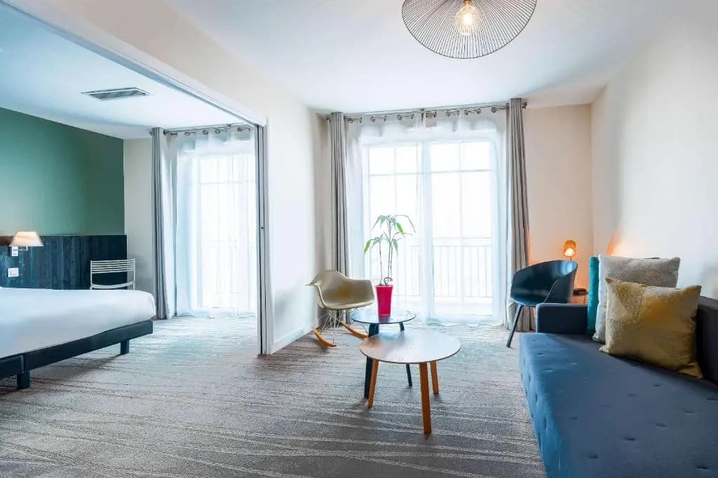 Hotel Les Flots - Chatelaillon Plage - Photo 3