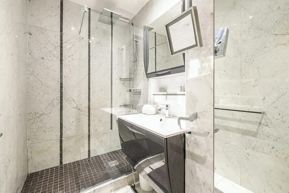 Modern Apartment - 2br-4p- Croisette Plage - Miniature 7