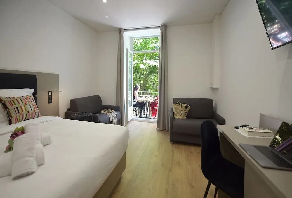 Hôtel Continental - Photo 3