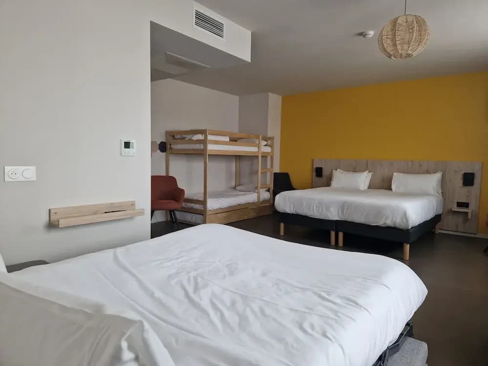 Beelodge Hôtel Blois Centre - Photo 2