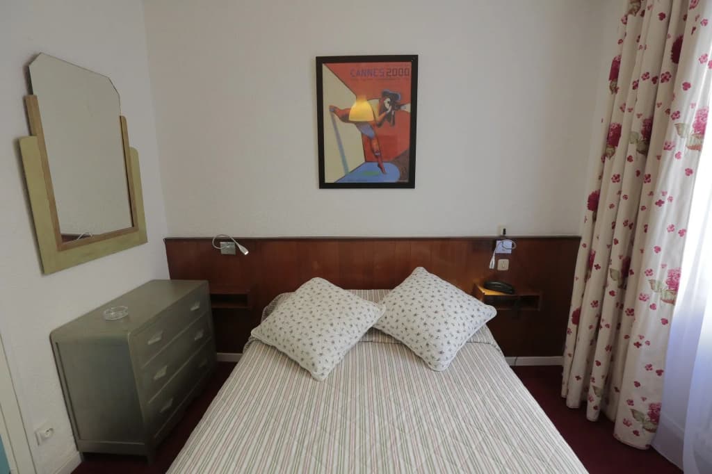 Azurene Royal Hotel - Photo 5