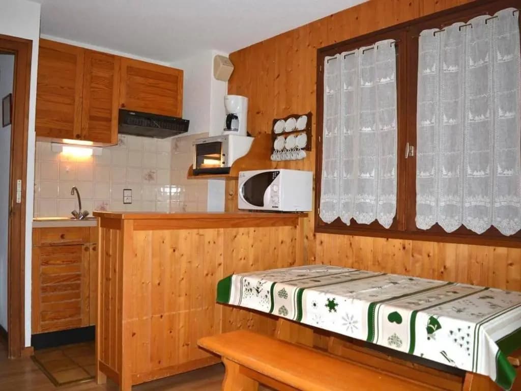 Appartement Le Grand-Bornand, 1 pièce, 4 personnes - FR-1-241-95 - Miniature 8