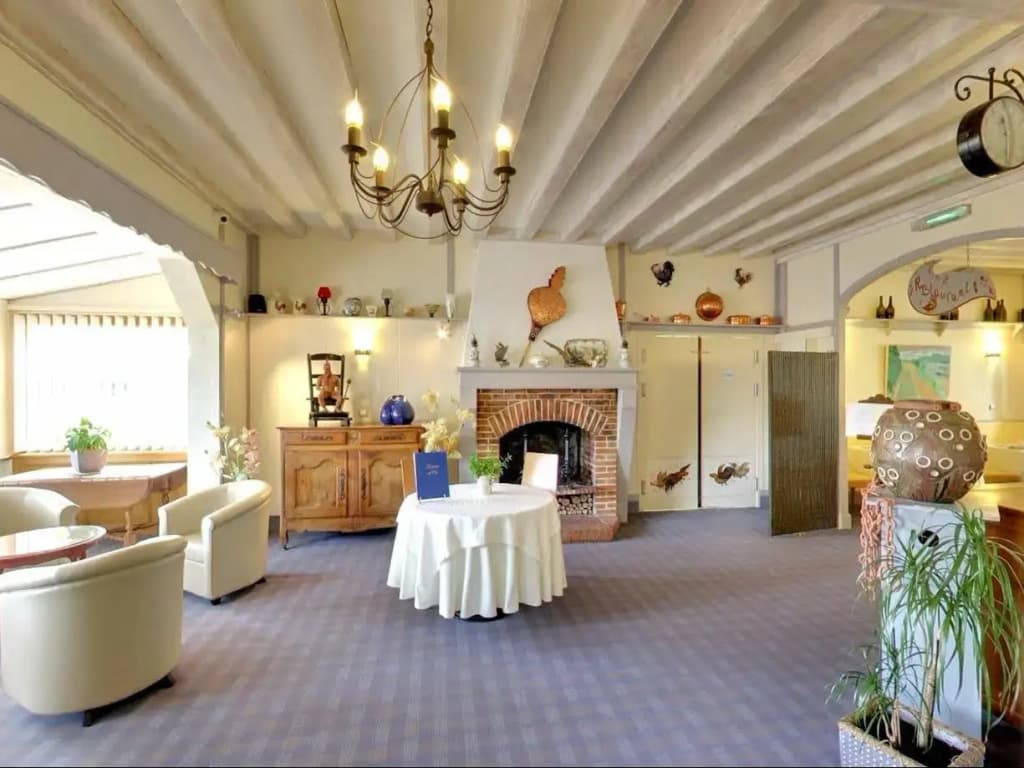 Logis Hôtel Le Coq Hardi - Photo 2