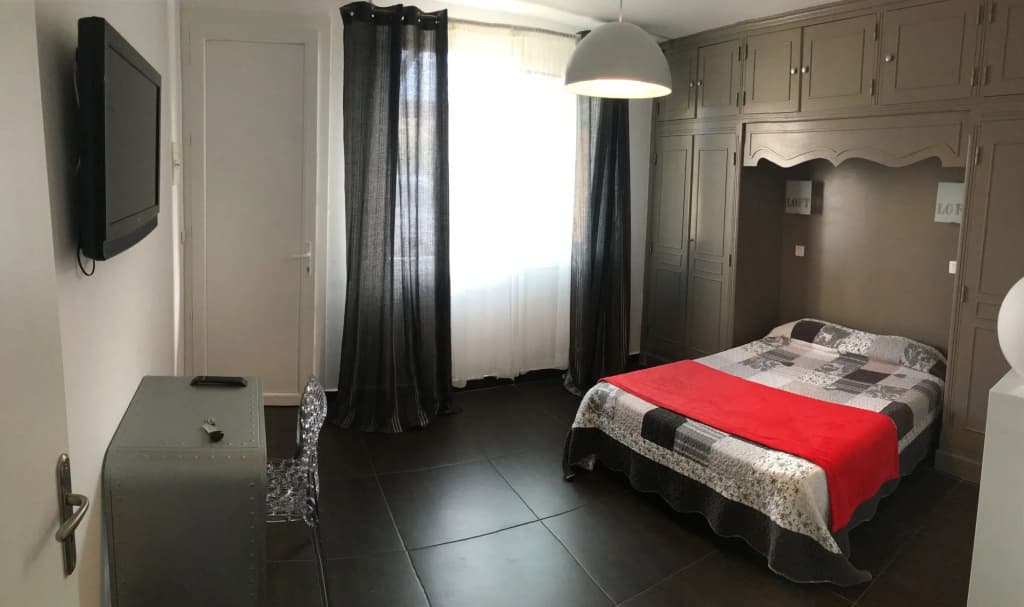 Hôtel Les Arbousiers - Photo 3