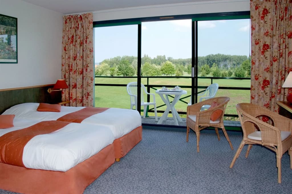 Golf Hotel Colvert - Photo 2