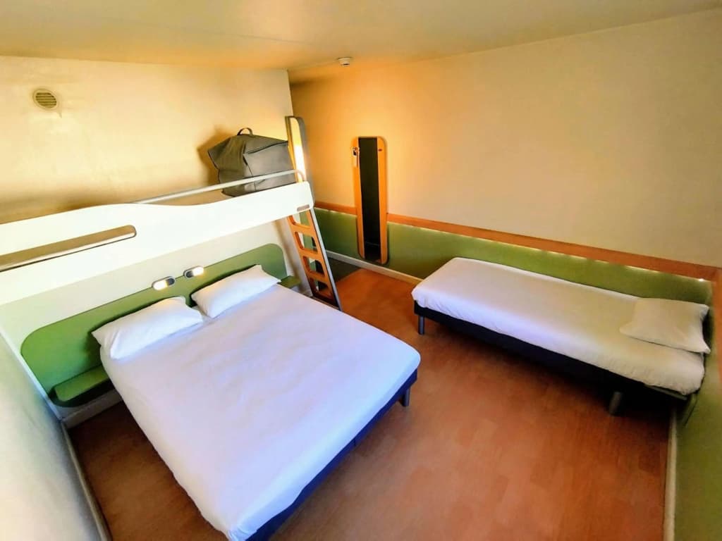 ibis budget Toulon Centre - Photo 5