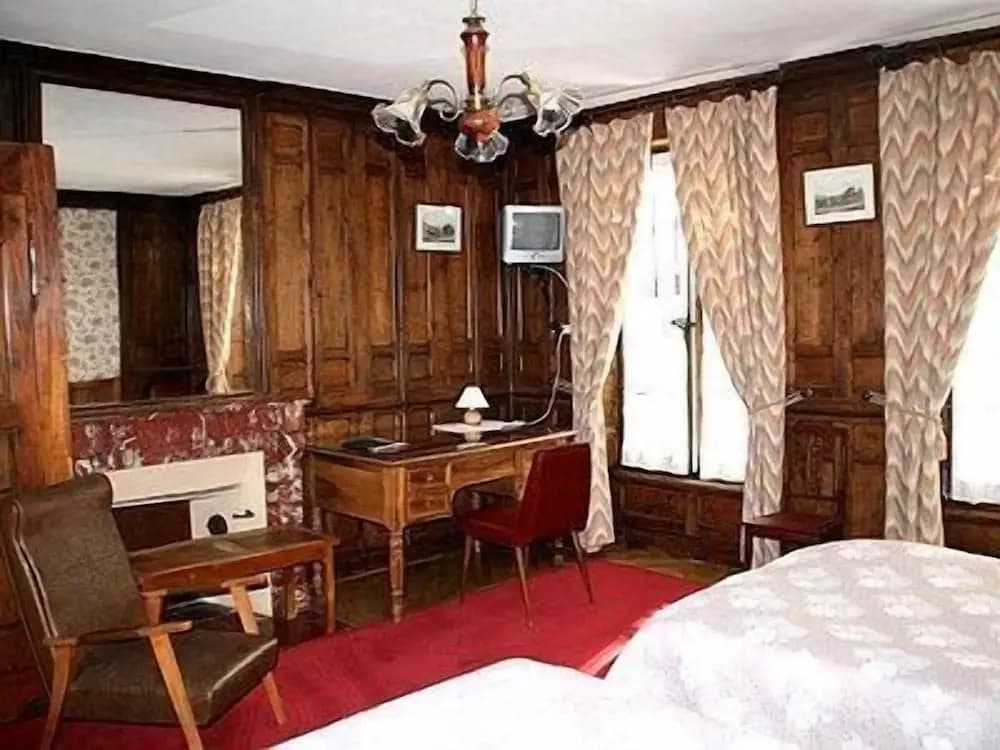 Hotel Le Portalou - Photo 2