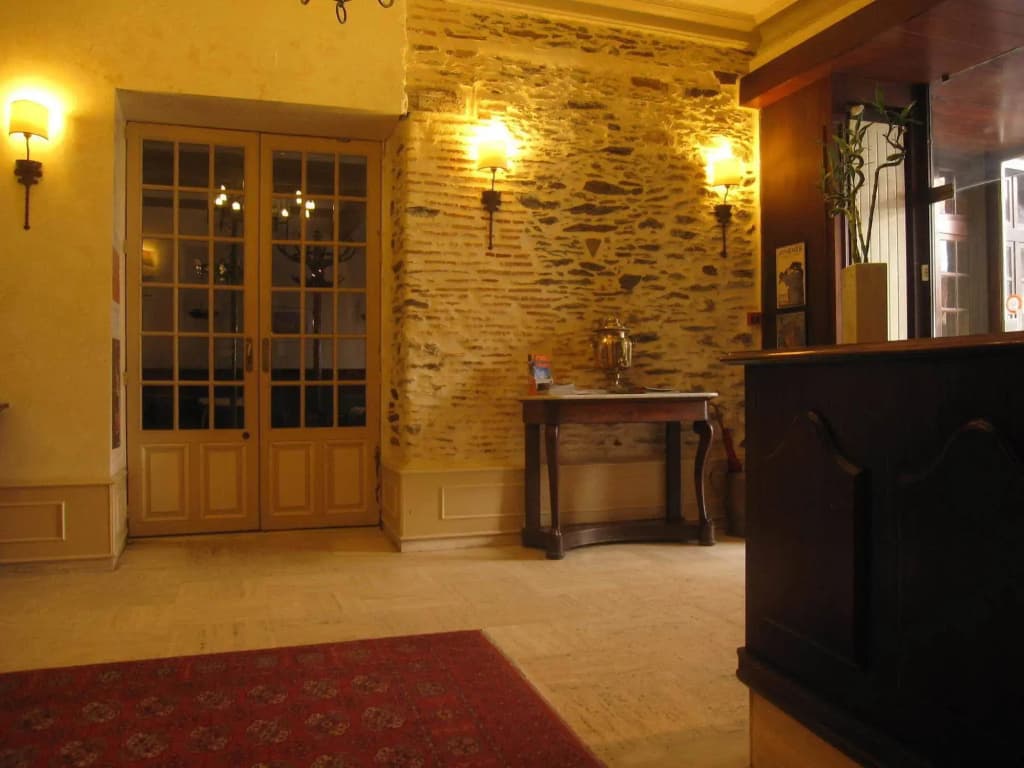 Hôtel des Trois Marchands - Photo 2