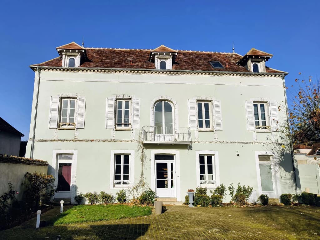 Villa Clément Sens Appart'hôtel - Photo 1