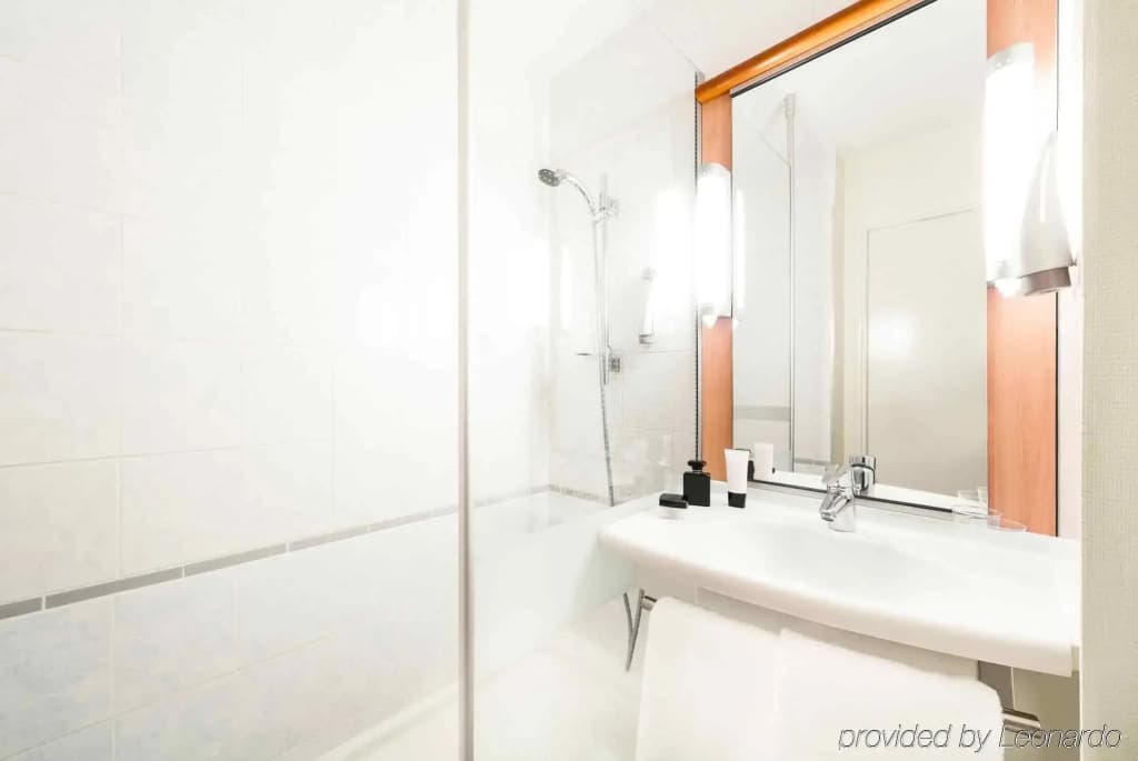 ibis Chatellerault - Photo 5