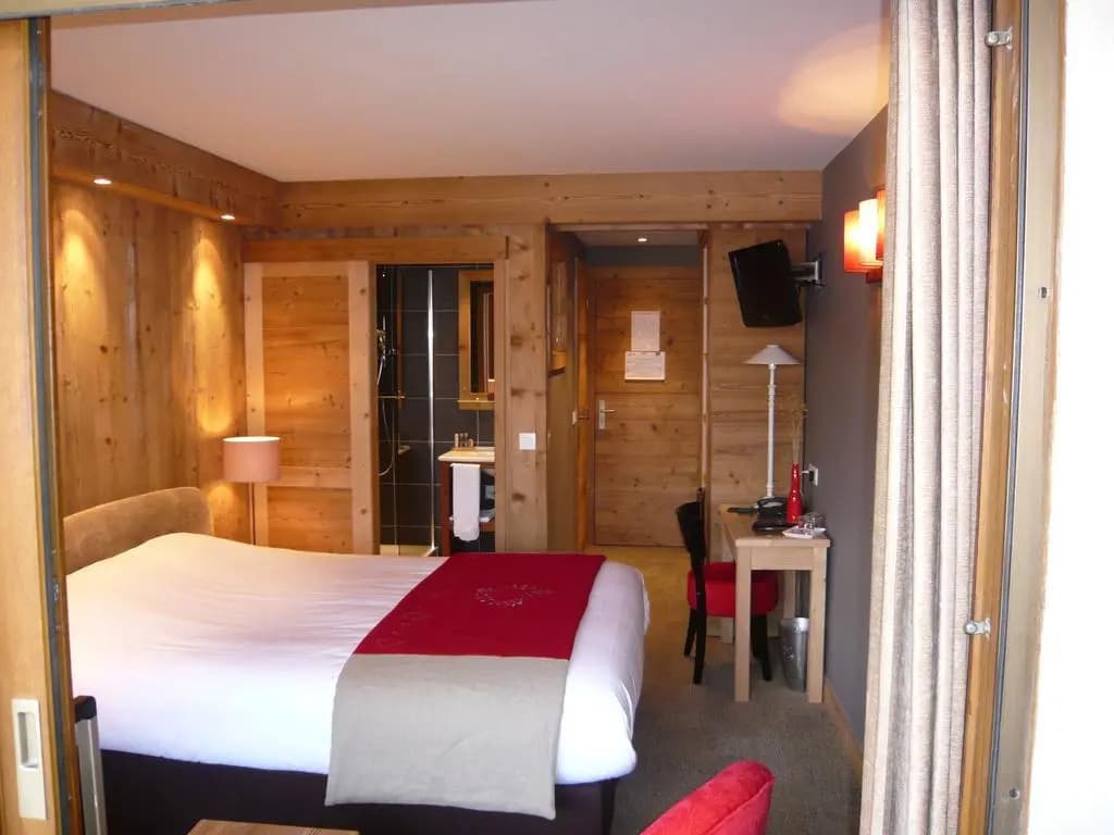 Hôtel et SPA Les Clarines - Photo 3