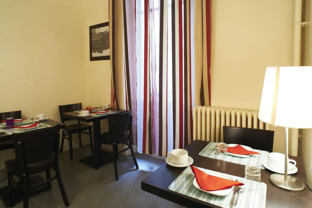 Hôtel Le Petit Duquesne - Photo 5