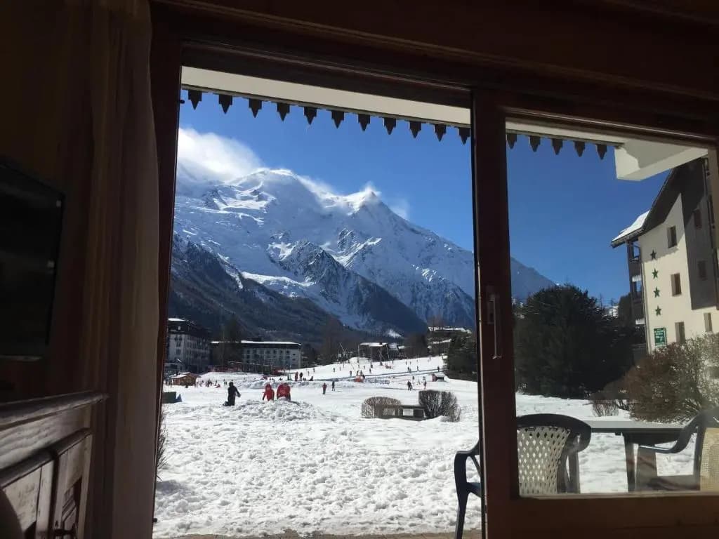 Front Ski Slope Chamonix Apartment - Photo 3