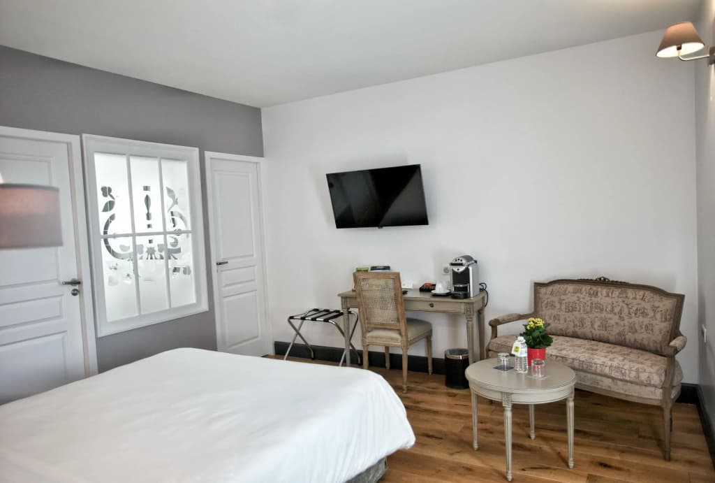 Hôtel Henri IV - Photo 5