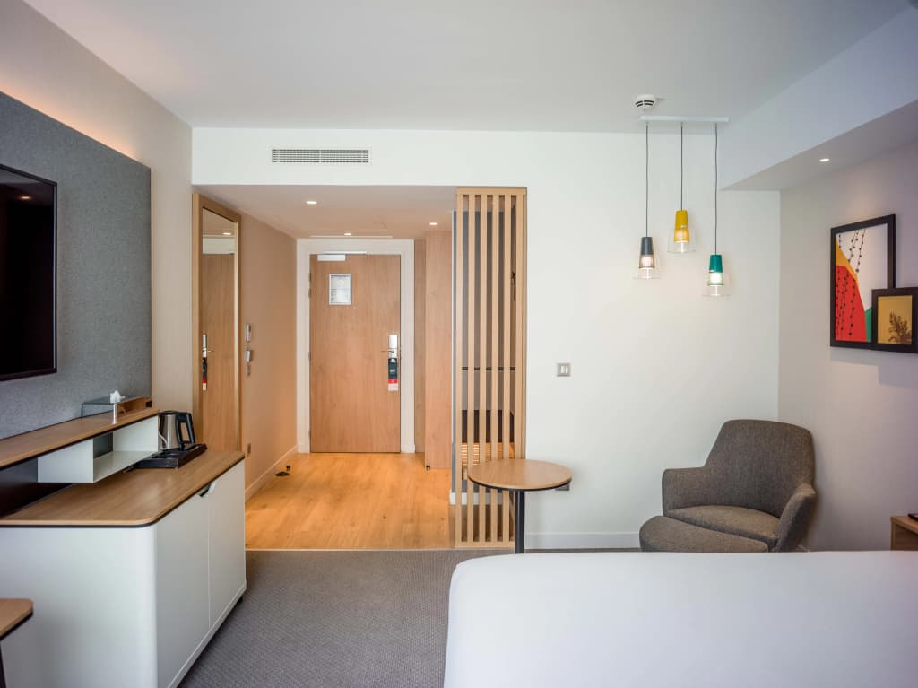 Holiday Inn Paris CDG Airport by IHG - Miniature 7