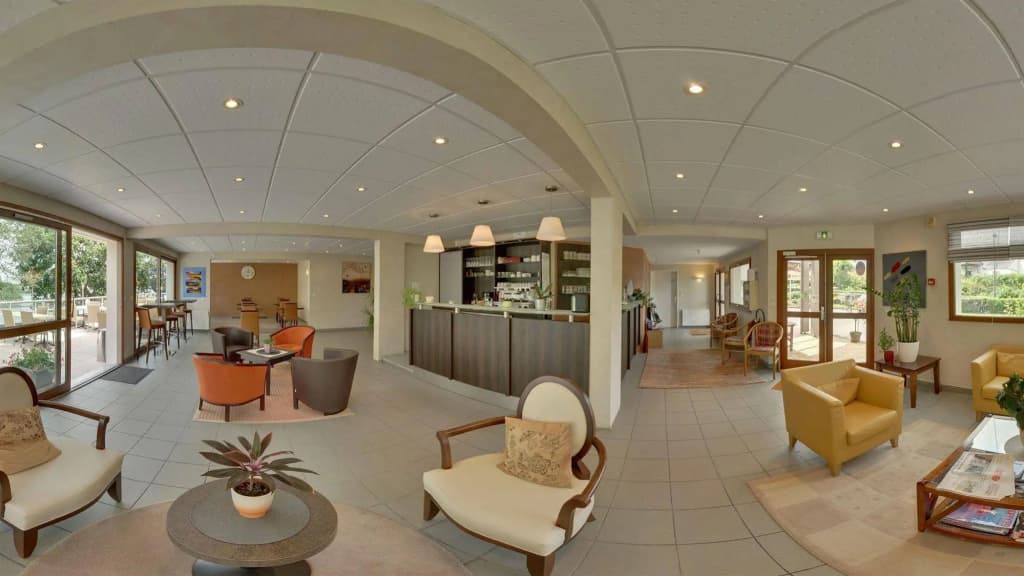 Hotel The Originals Auray Sud Alicia (ex Inter-Hotel) - Photo 1