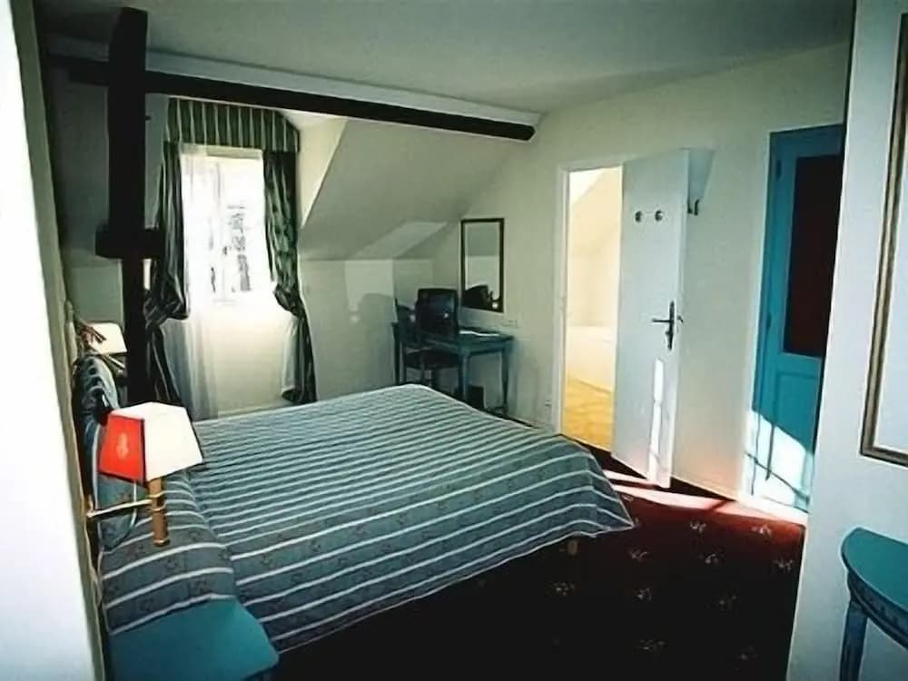 Hotel Le Cheval Blanc - Photo 5
