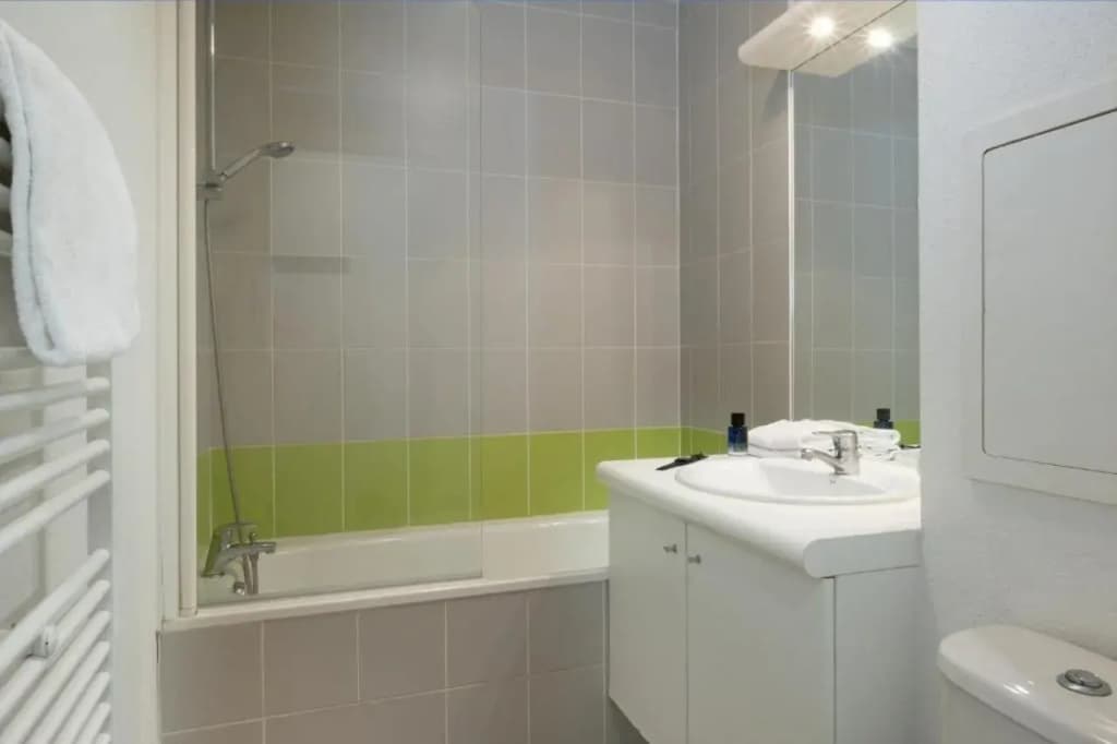 Nemea Appart Hotel Home Suite Nancy Centre - Miniature 8