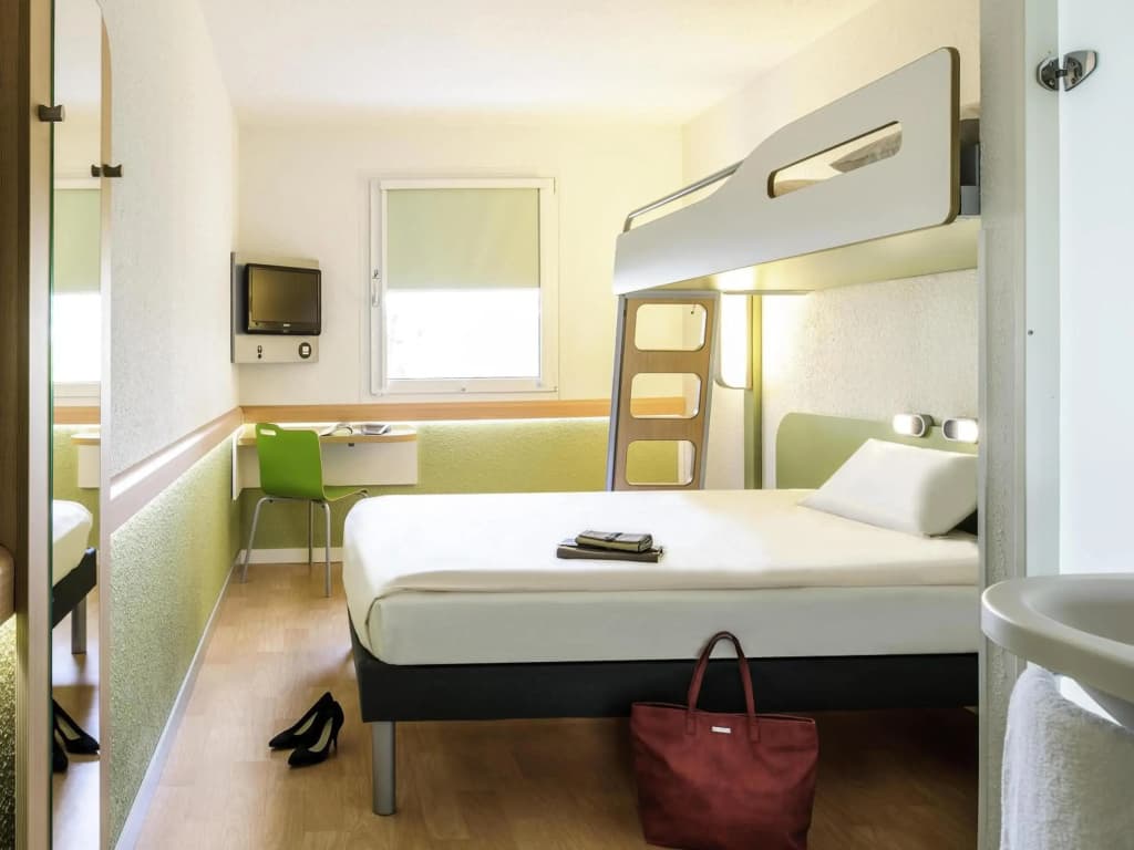 ibis budget Hyères Centre Ville - Photo 5