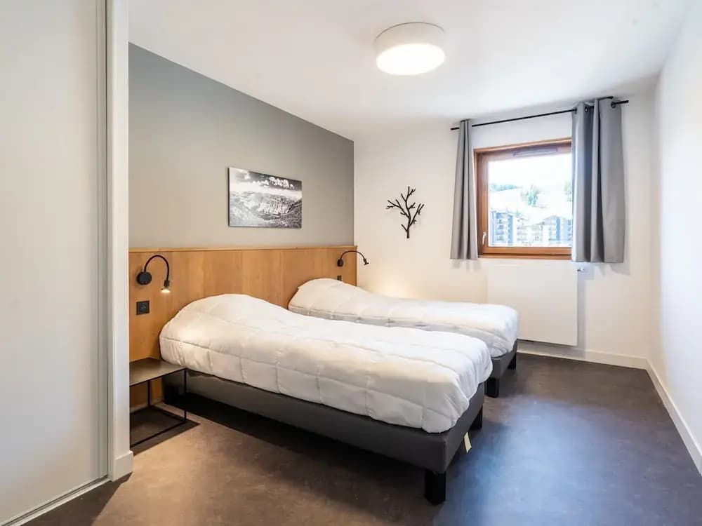 Chalet Apartment in Auris-en-oisans Alps - Photo 1