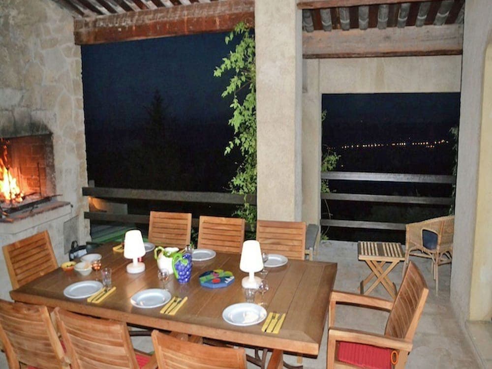 Villa in Tourtour With Swimming Pool - Photo 3