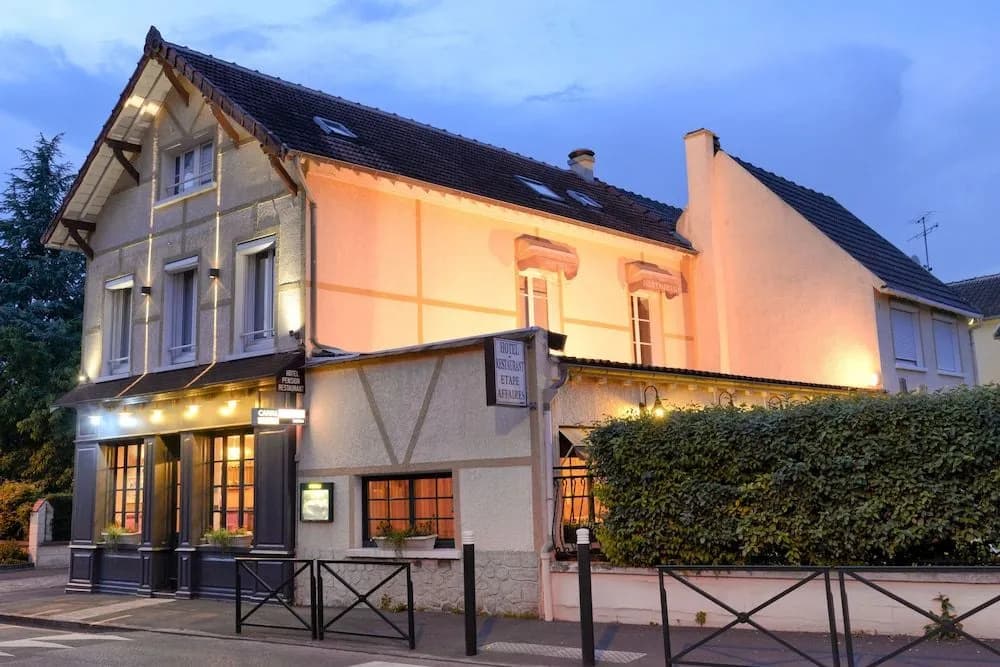 Auberge la Renaissance - Photo 1