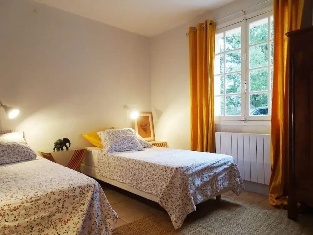 Holiday Home in Lorgues With Private Pool - Photo 4