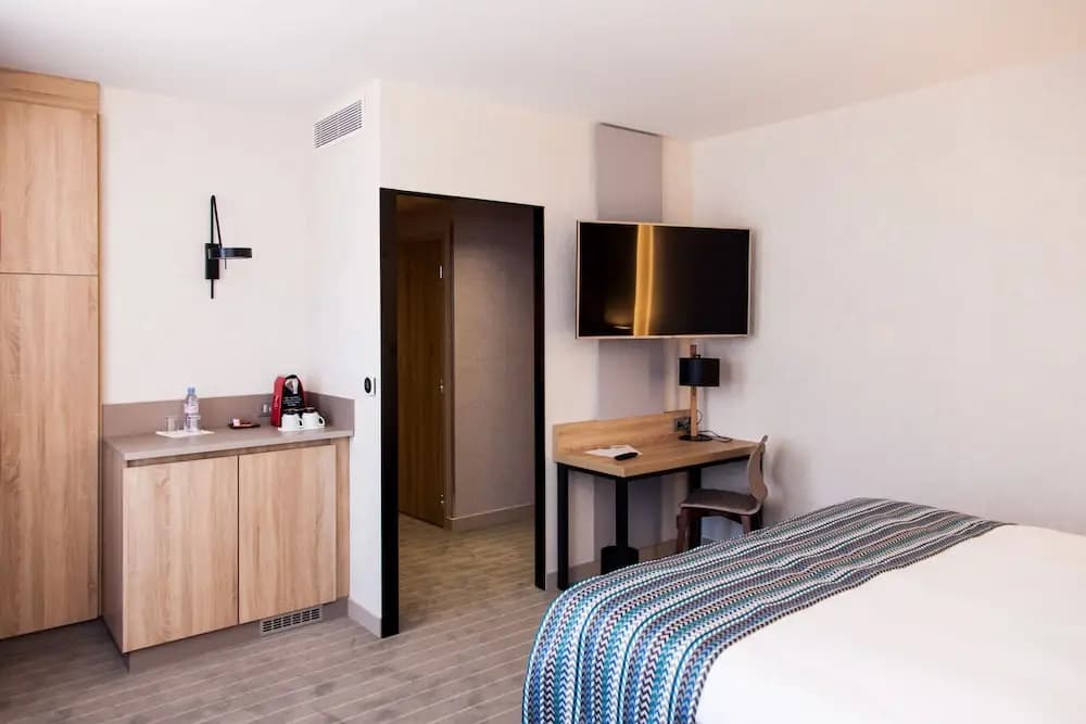 Logis Hotel Relais Saint Jacques - Miniature 7