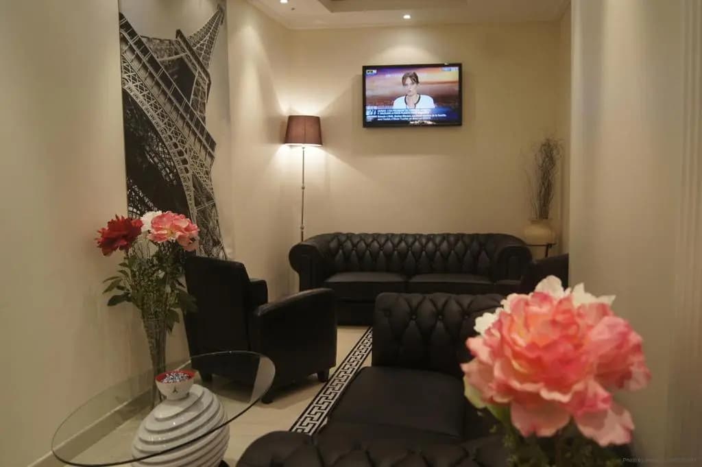 Regina Montmartre Hotel - Photo 2