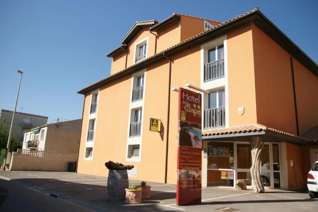Hotel De la Clape - Photo 1
