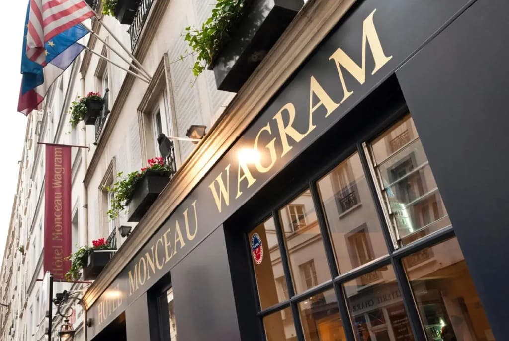 Hotel Monceau Wagram - Photo 1