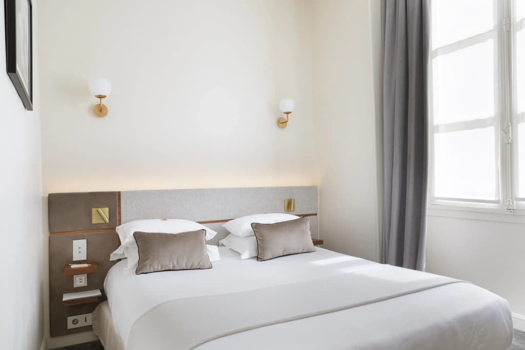 Hotel Verneuil - Photo 5
