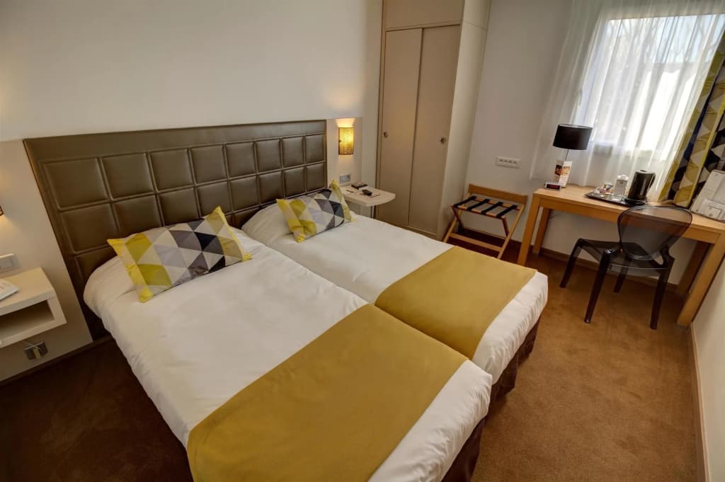 Mercure Arles Centre Arenes - Miniature 6