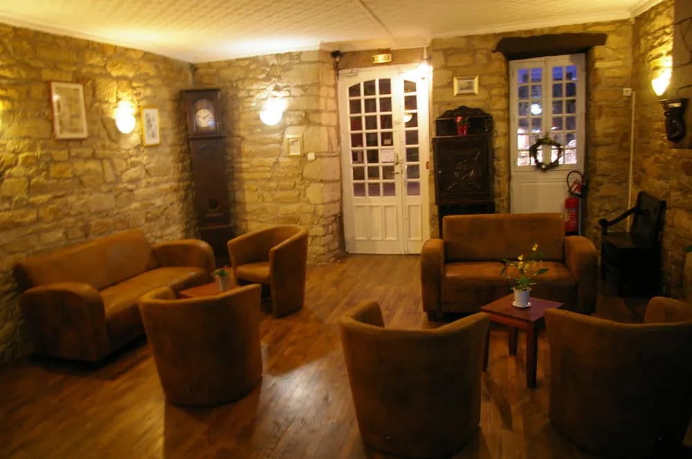 Hôtel le Lion d'Or - Photo 1