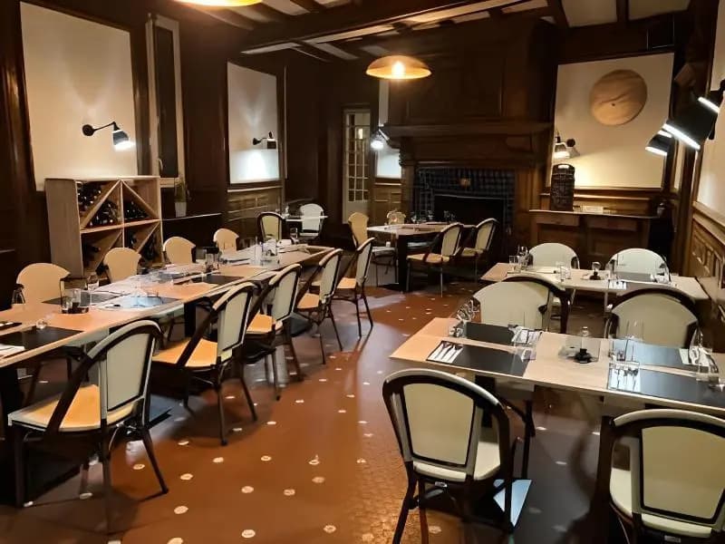 Logis Hotel Du Commerce Joncy - Photo 4