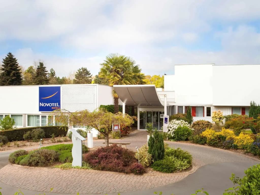Novotel Rennes Alma - Photo 1