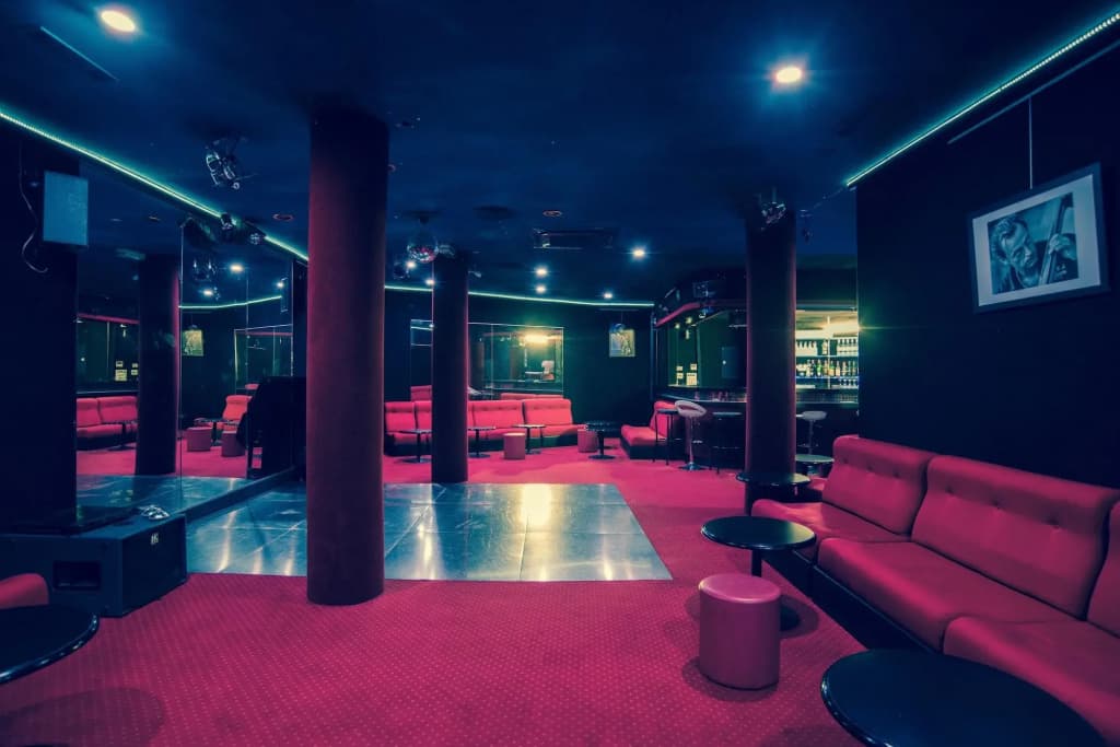 ibis Styles Annecy Le Vieux - Photo 2